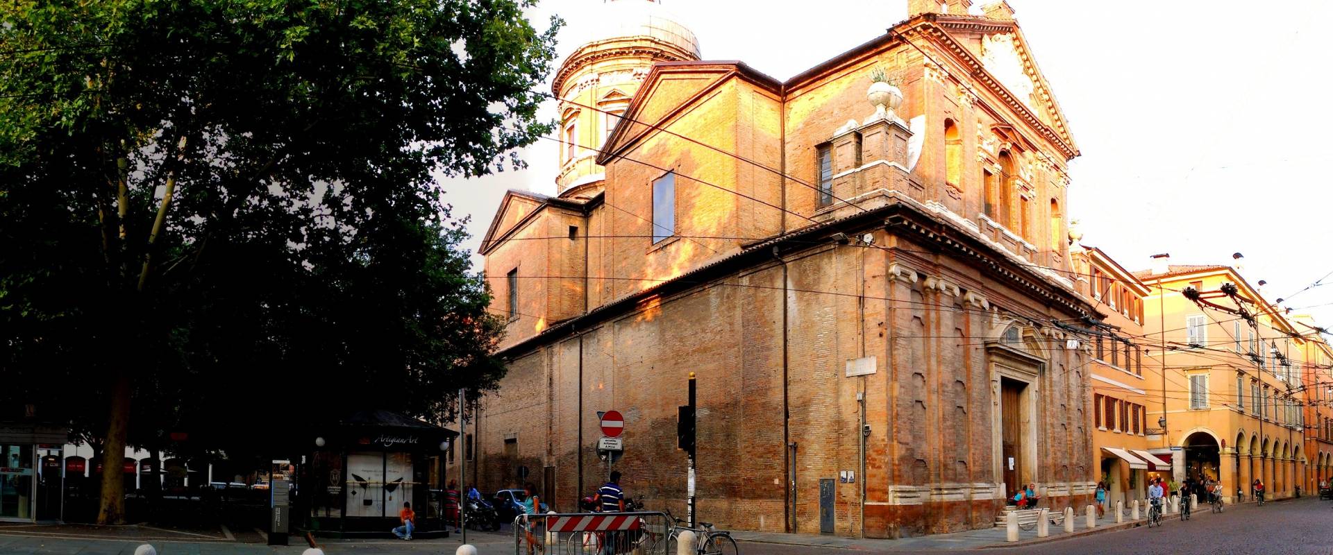Chiesa del Voto, Modena photo by AngMCMXCI